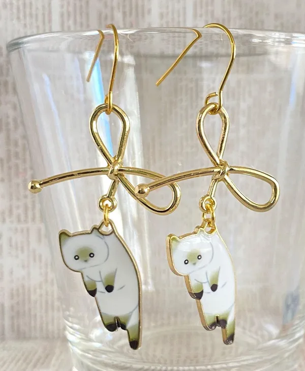 Handmade Kawaii funny cat ribbon dangle earrings✨ - Image 3