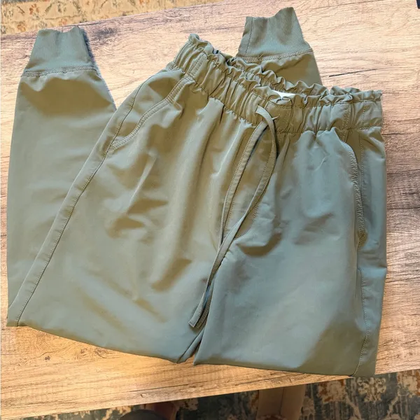 Abercrombie & Fitch Olive Green Jogger Pants Size Small - Image 2
