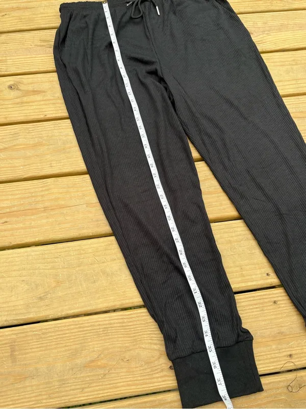 Women’s L Black Ribbed 2 - Image 7