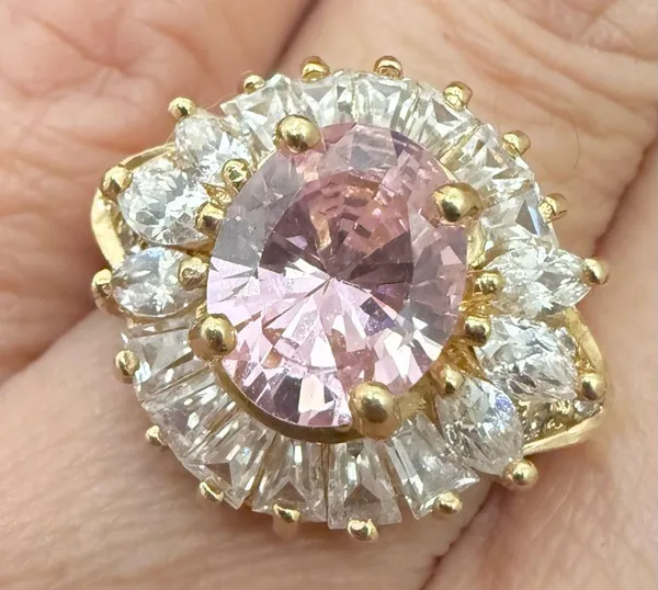 Vintage 925 Gold Over Sterling Pink Oval CZ Flower Cocktail Ring Size 8.5 7g. - Image 2