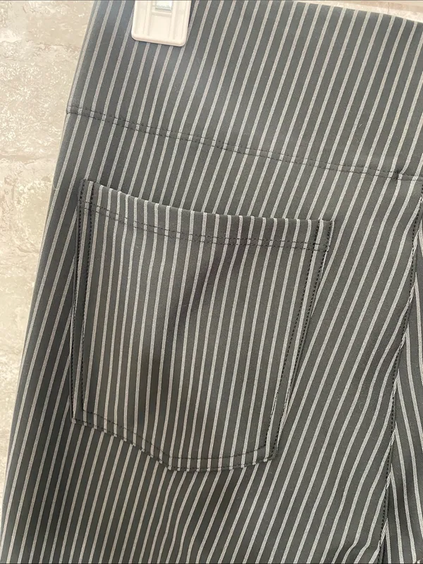 HALARA Grey Pinstripe Flare Pants - Image 4