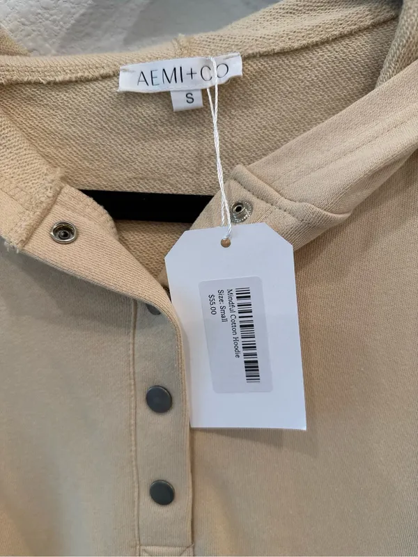 AEMI + CO Beige Oversized Snap Front Hoodie Pullover Small NWT Tan - Image 4