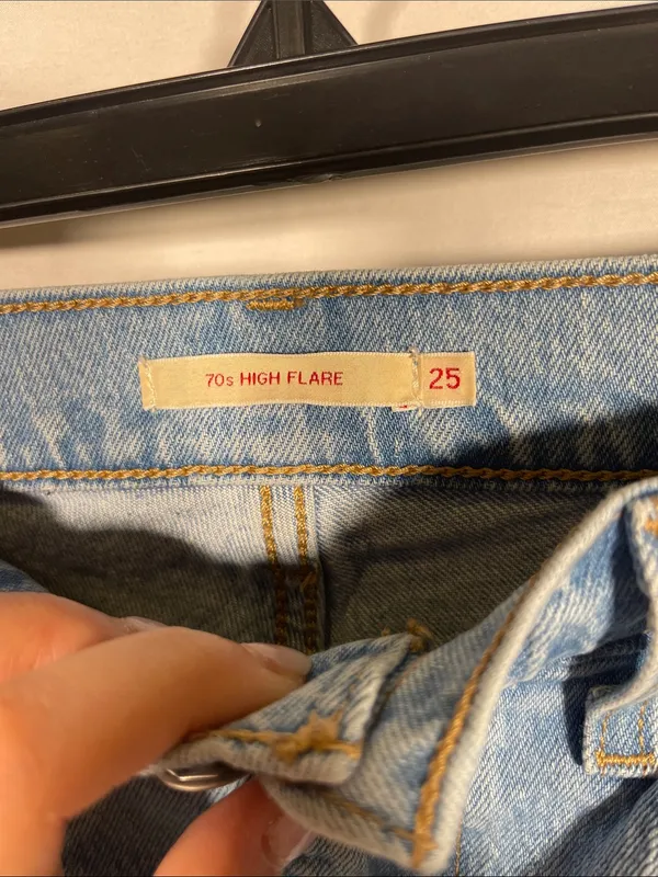 Levi’S Womens 70s High Flare Jean 25 - Image 3