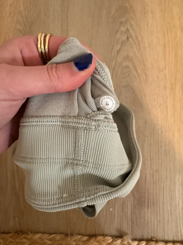 Lululemon Halter Sports Bra Strappy - Image 3