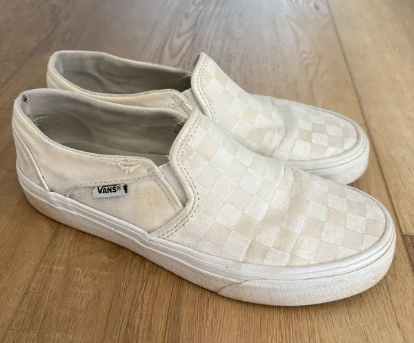 White Vans Women’s - Image 2