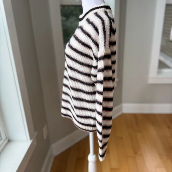 Everlane Cocoon Crew in Ivory Black Pink Stripe Alpaca Wool Sweater Size XS - Image 2