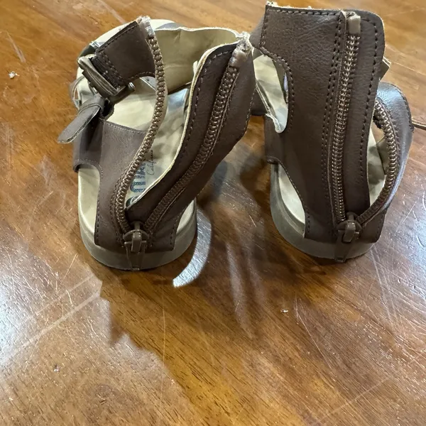 Makalu Brown Gladiator sandals size 7M Women Ladies‎ - Image 5