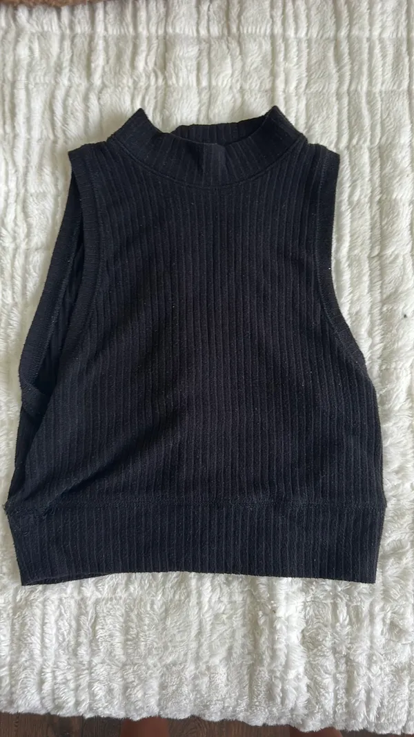Abercrombie Black High Neck Crop Top - Image 3
