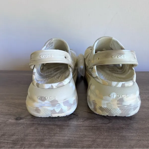 CROCS NEW Unisex Classic Crush Marbled Platform Clog Size 9 or 7 #B1814 - Image 5