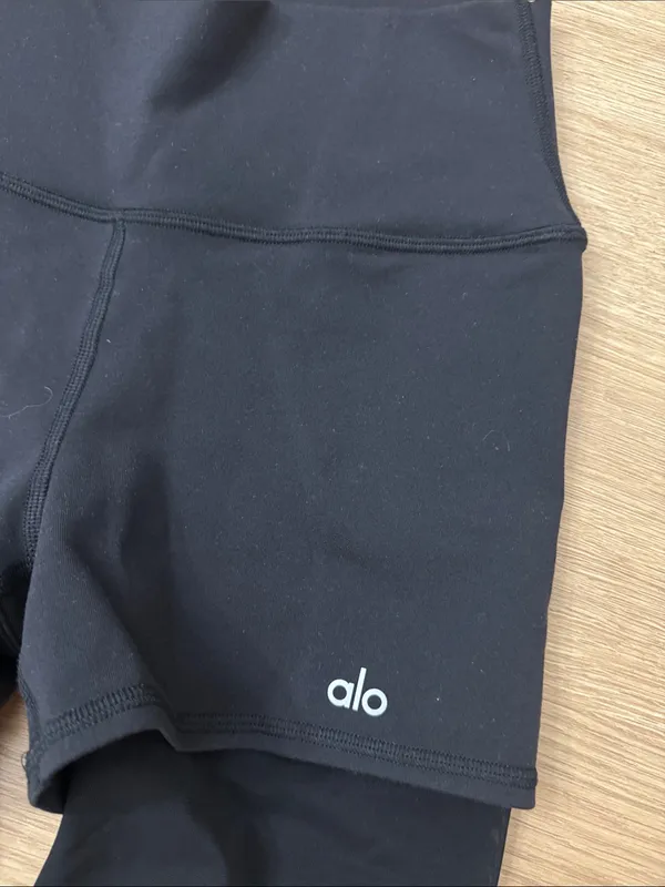 Alo shorts - Image 2