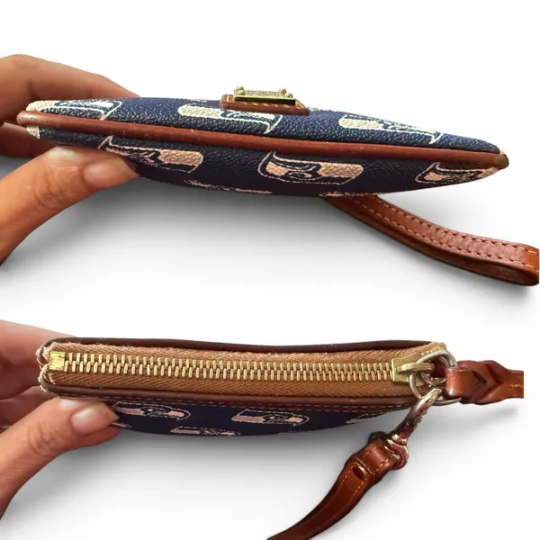 Dooney & Bourke NFL Seattle Seahawks Wristlet Wallet - Image 4