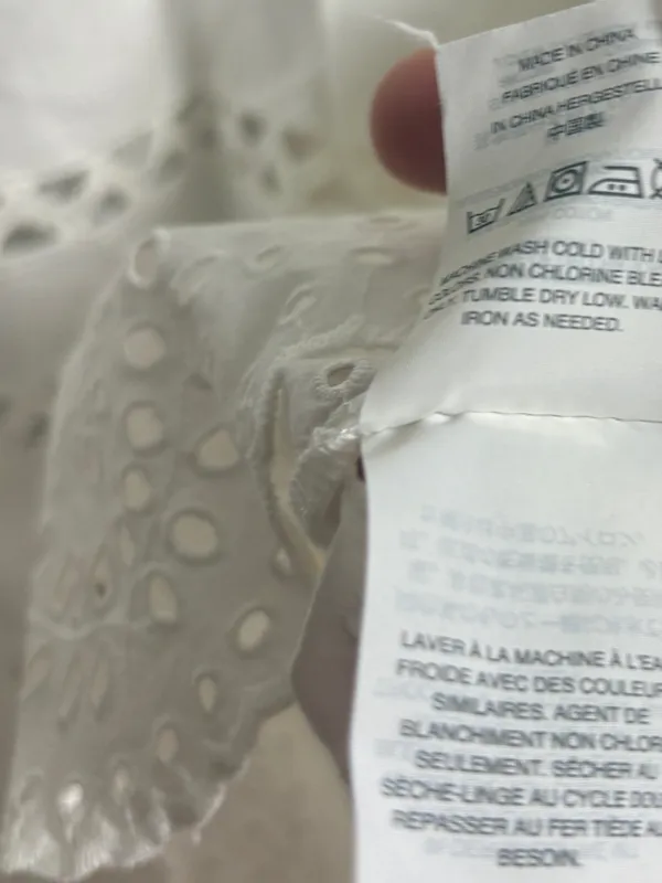 Madewell White eyelet top Size small - Image 6