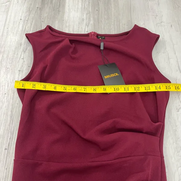 Miusol Burgundy Ruched Zip Back Sleeveless Midi Fitted Dress Small - Image 8