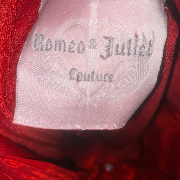 Sale👍🛍Romeo & Juliet Couture Dress M 6-7 🛍 - Image 10