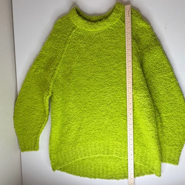 Free People Found My Friend Lime‎ Green Boucle Wool Blend Oversized Sweater Sz M - Image 9