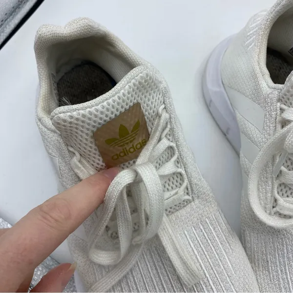 ADIDAS SWIFT RUN WOMENS RUNNING SHOES White and‎ Gold Sneakers - Image 7