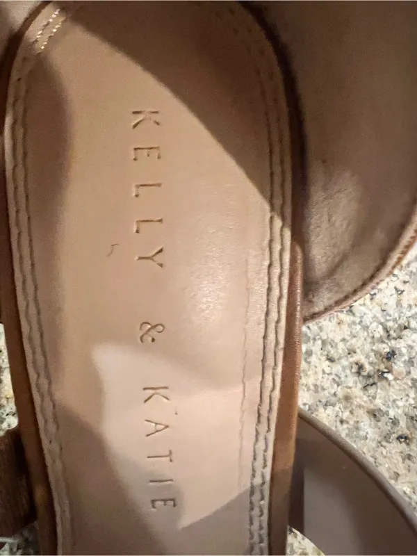 Kelly & Katie Charlotte Brown Strappy Block Heel Sandals Size 8 - Image 10