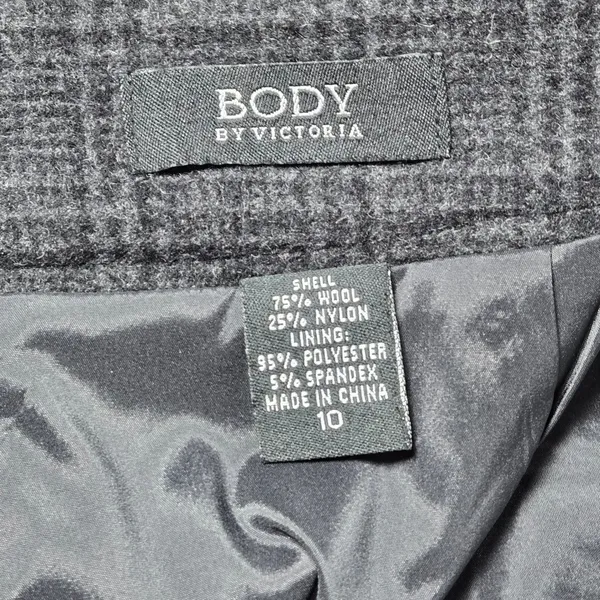 Body by‎ Victoria Plaid Wool Blend Blazer Skirt Suit Set Size 10 - Image 9