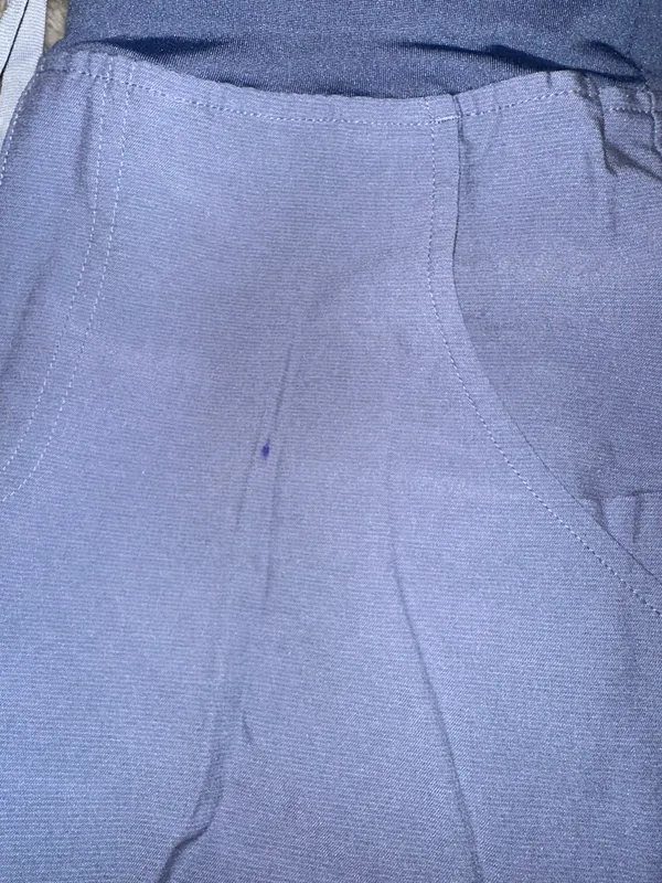 FIGS Scrubs Set - Image 4