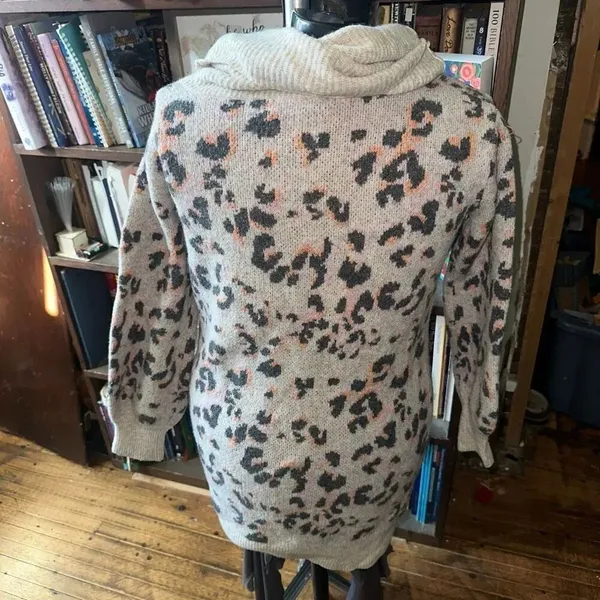 Anthropologie Emmy leopard spot cowl pullover thick sweater - Image 4