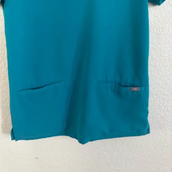 FIGS Technical Collection‎ Scrub Top XXS Teal Blue V-Neck Short Sleeve Pockets - Image 3