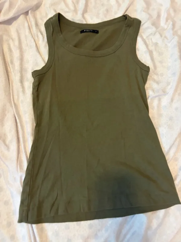 mohito basic green tank top Size L - Image 5