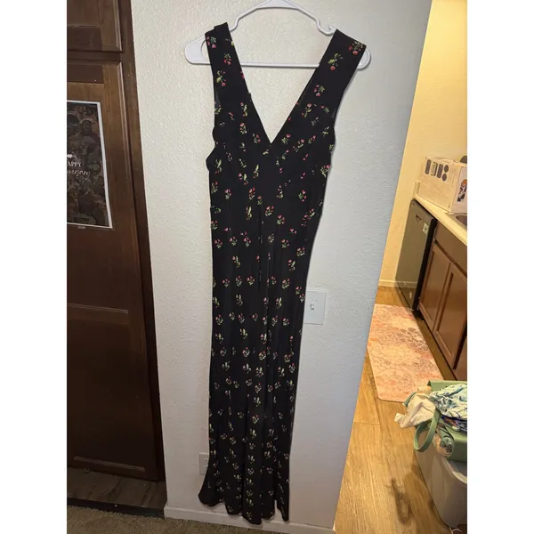 Realisation Par The Inez Black Strawberry Silk Floral Midi Dress V-Neck Size L - Image 2