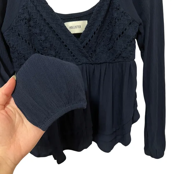 Hollister Easy Lace Bust Babydoll Long Sleeve Top XS Navy - Image 5
