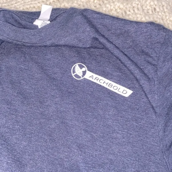 Archibold Hospital graphic blue T-shirt love USA size medium - Image 5