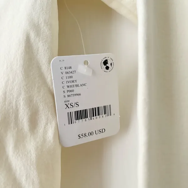 NWT Clean Lines Voop Top XS/S - Image 3