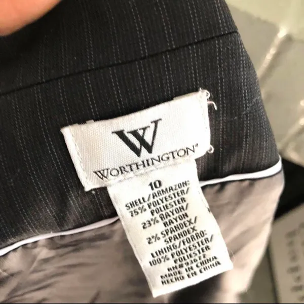 2000s Y2K Goth Dark Academia Corporate Office Siren Core Pinstriped Blazer Jacket button front long sleeve Vintage-10/M Measurement in pics - Image 3