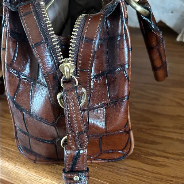 Brahmin Rich Brown Crocodile-Embossed Crossbody Bag - Image 4