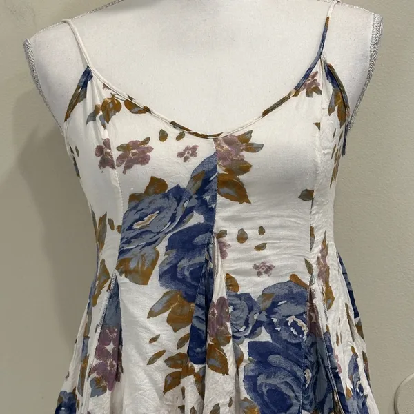 Free People‎ Alyson Floral Slip Dress Blue White Boho Mini Handkerchief Hem XS - Image 4