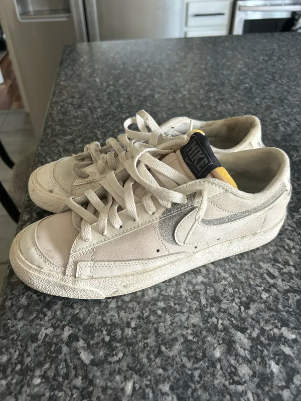 Nike Blazer Low Sneakers 77 - Image 2
