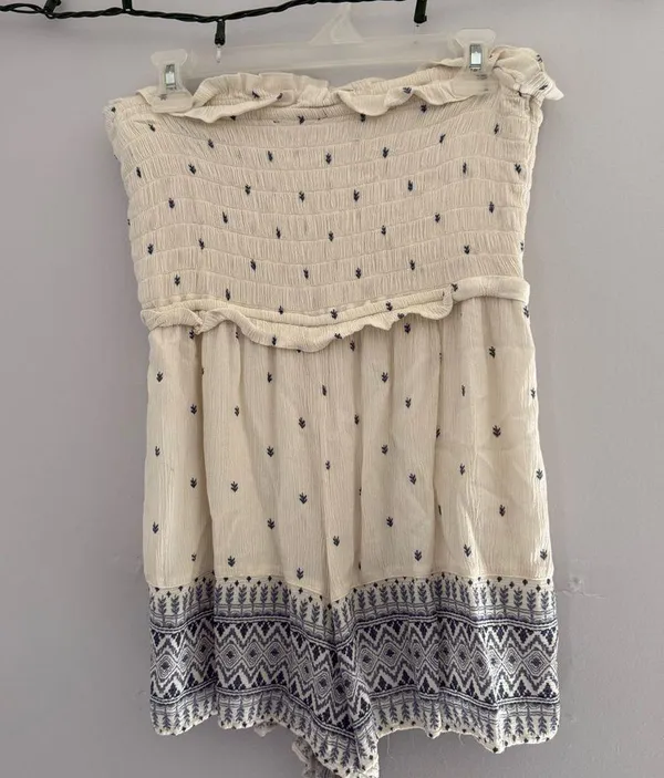American Eagle Outfitters Cream and Blue Patterned Romper - Image 2