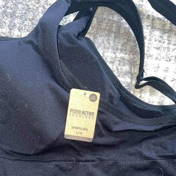 Victoria’s Secret sports bra - Image 3