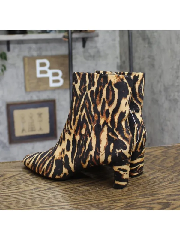 NWT A New Day Womens Tigris Boots Ankle Block Heel 94568626 Tiger Print Brown 7M - Image 3
