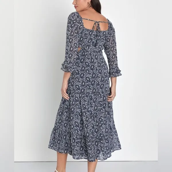 NWT Lulus Navy Blue Paisley Tiered Cutout Midi Dress women's size small - Image 4