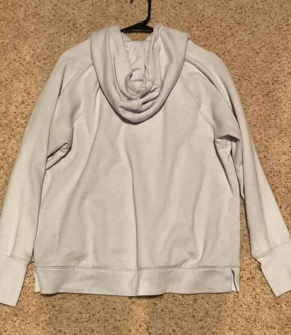 Calvin Klein Sweatshirt - Image 2