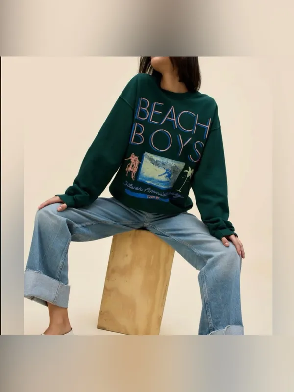NWOT Daydreamer The Beach Boys Silver Anniversary Boyfriend Crew - Pine - Small - Image 6