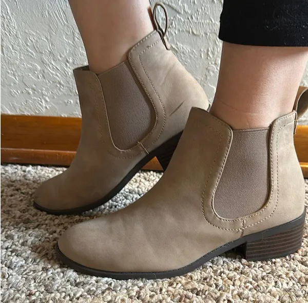Taupe Ankle Boots Tan Size 7 - Image 10