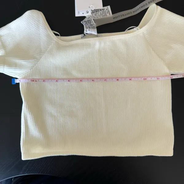 Zara Seamless Crop Top - Image 4
