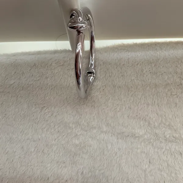 Silver plated knot Bangle - Image 4