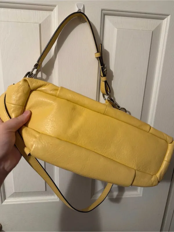 Coach Isabelle Madison Butter Yellow Shoulder Bag - Image 5