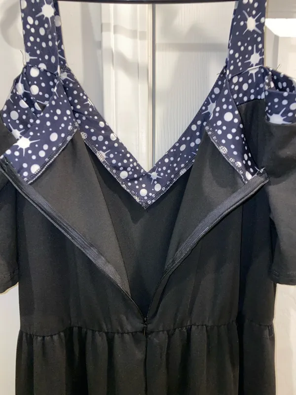 Black V-Neck Cold-Shoulder Pant Jumpsuit Size XXL Like New - Image 11