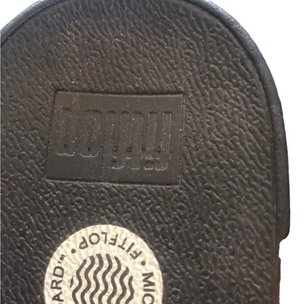FitFlop Women's Lulu Leather Toe-Post Thong Sandals 7 Black Micro Wobbleboard - Image 5