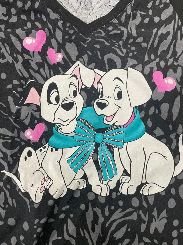 Disney Tooniforms Love Me Knot V-neck Scrub Top Size Medium - Image 3