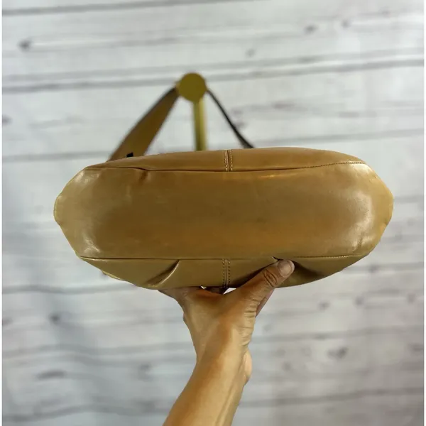 Coach Legacy Leather Flap Shoulder Bag Tan Style F15170 Turnlock - Image 3