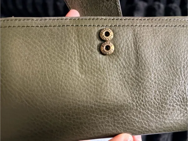 Fossil Olive Leather Snap Wallet with Pebble Texture - Image 9