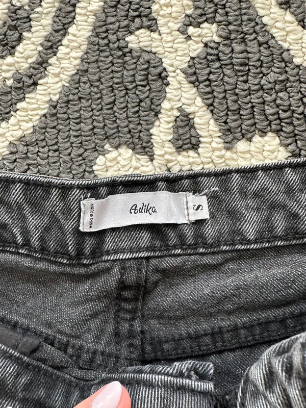Adika Ripped Jeans - Image 6